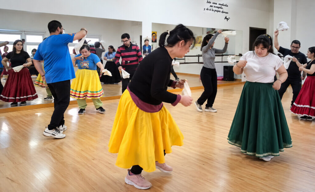 Raíces que nos unen”: el ballet del CAAD viajará a Santiago del Estero